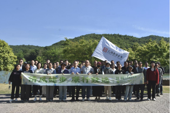 1745996400152178.png image.png